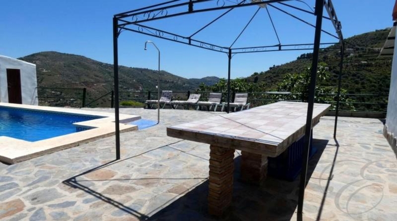 Málaga - Cómpeta - 3000m2
