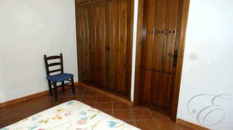 Málaga - Cómpeta - 3000m2