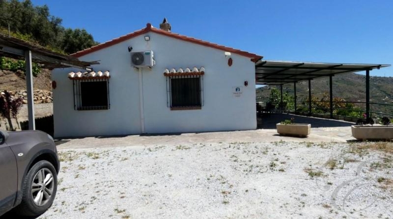Málaga - Cómpeta - 3000m2