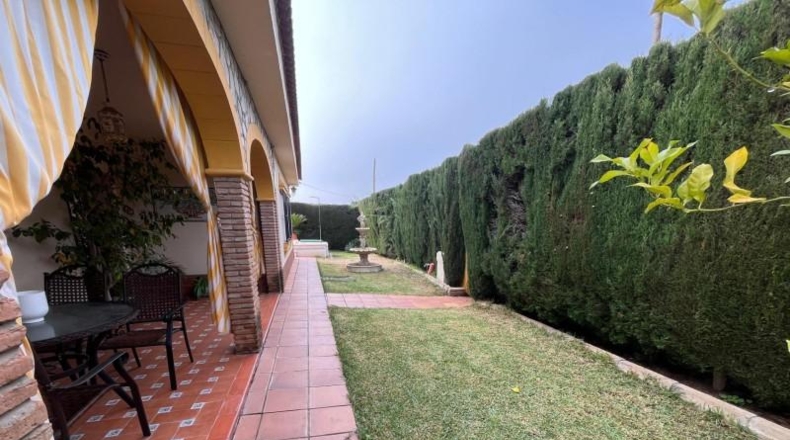Seville - Palomares del Río - 548m2