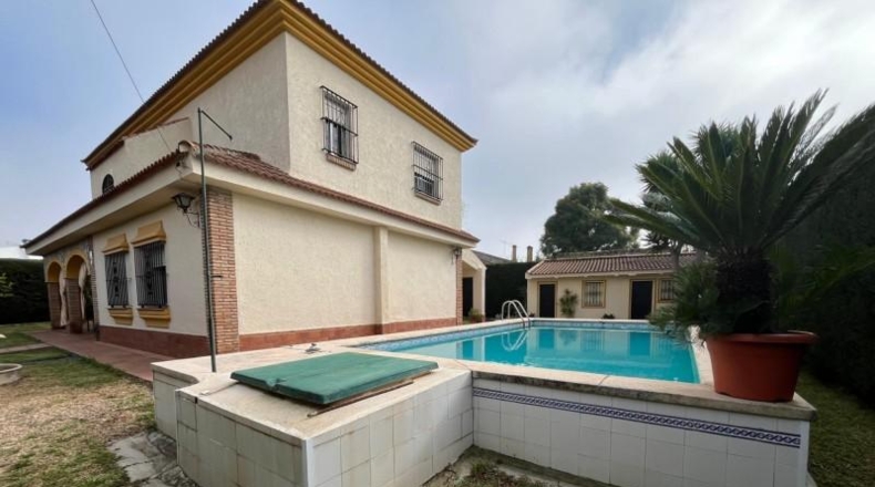Seville - Palomares del Río - 548m2