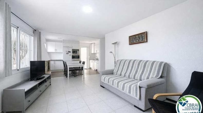 Жирона - Empuriabrava - 195m2