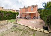 Casa de pueblo en venta en la España, Santa Fe, ref: TR280470 foto