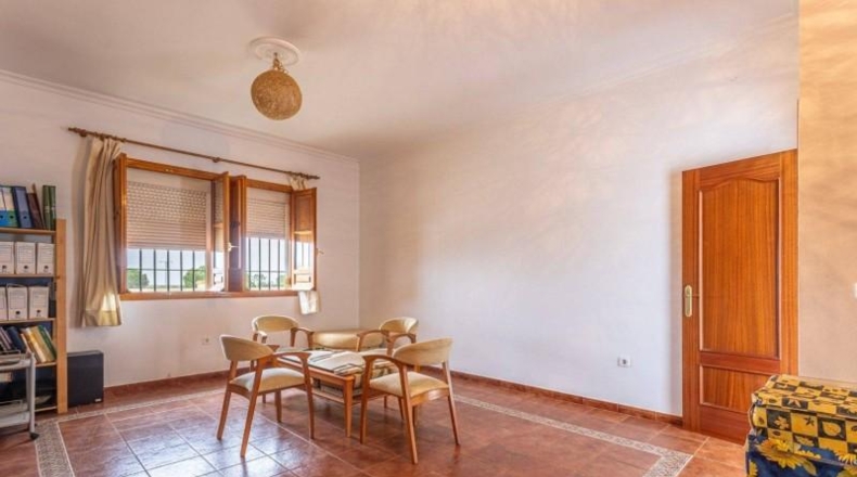 Sevilla - Sanlúcar la Mayor - 5000m2
