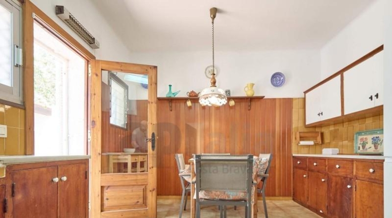 Жирона - Lloret de Mar - 1034m2