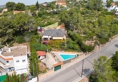 Chalet independiente con terreno en venta en la España, Olivella, ref: TR412178 foto