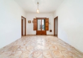 Casa de pueblo en venta en la España, Santa Eugènia, ref: TR410397 foto