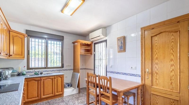 Granada - Ogíjares - 476m2