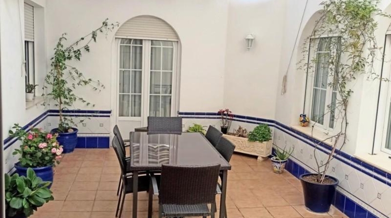 Córdoba - Baena - 609m2