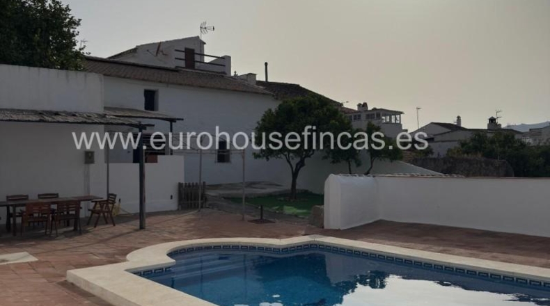 Malaga - Ardales - 860m2
