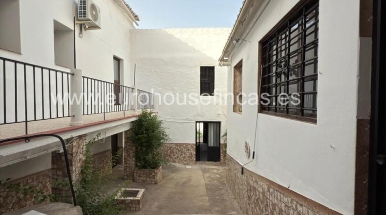 Malaga - Ardales - 860m2