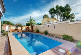 Montserrat 695&nbsp;m²