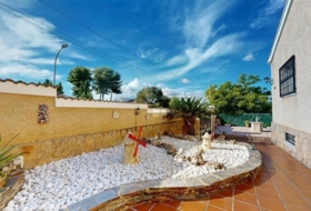 Montserrat 695&nbsp;m²