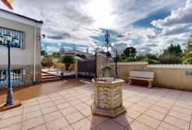 Montserrat 695&nbsp;m²