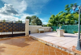 Montserrat 695&nbsp;m²
