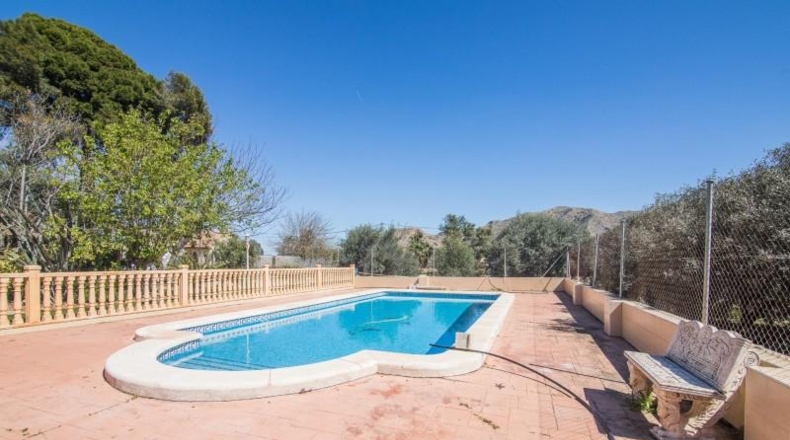 Alicante - Redován - 495m2