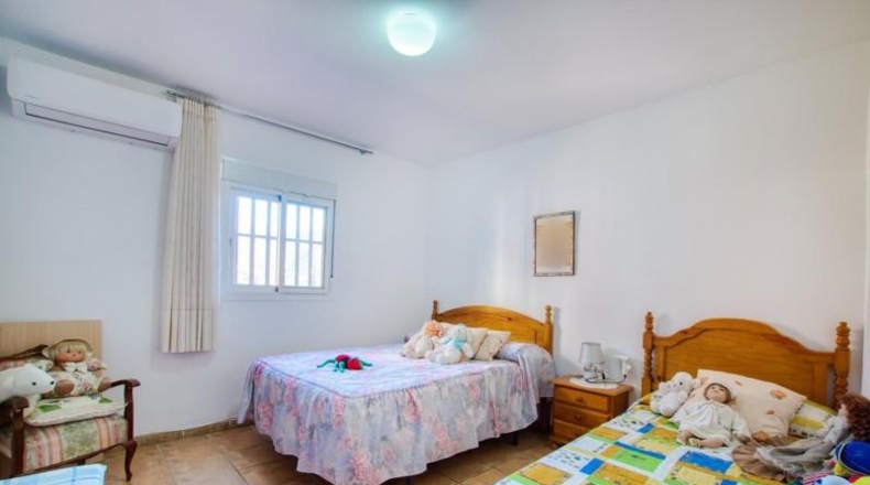Малага - Alcaucín - 3063m2