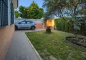 Chalet independiente con terreno en venta en la España, Palomares del Río, ref: TR405295 foto