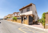 Chalet independiente con terreno en venta en la España, Monachil, ref: TR412950 foto
