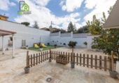 Chalet independiente con terreno en venta en la España, Villa de Otura, ref: TR390764 foto