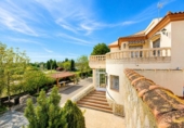 Chalet independiente con terreno en venta en la España, Albacete, ref: TR406535 foto