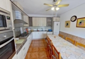 Chalet independiente con terreno en venta en la España, Albacete, ref: TR406535 foto