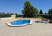 Chalet independiente con terreno en venta en la España, Albatera, ref: TR379200 foto