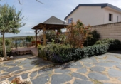 Chalet independiente con terreno en venta en la España, Villar del Olmo, ref: TR395558 foto