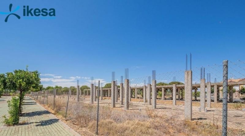 Huelva - Corrales - 1826m2