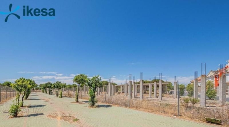 Huelva - Corrales - 1826m2