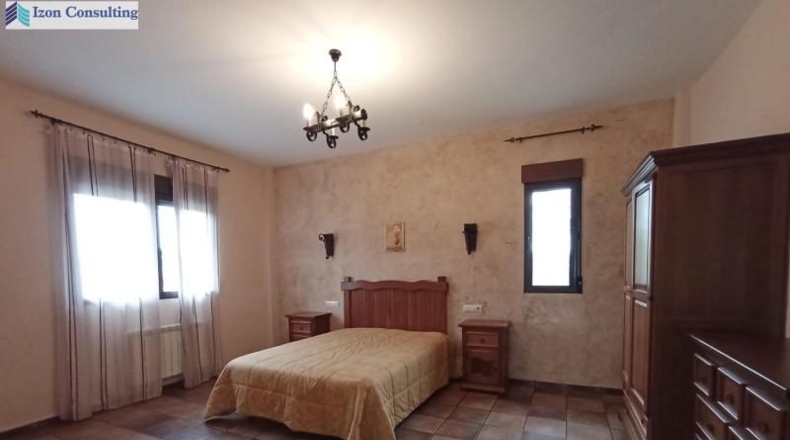 Toledo - Toledo - 11000m2