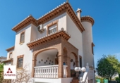 Xalet independent amb terreny en venda a la España, La Zubia, ref.: TR409945 foto