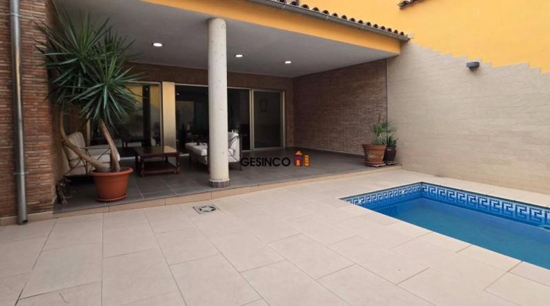 Valencia - Айело-де-Мальферит - 400m2