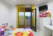 Chalet independiente con terreno en venta en la España, Padul, ref: TR409947 foto