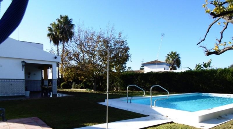 Sevilla - Umbrete - 1350m2