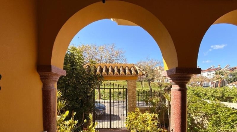 Малага - Antequera - 305m2