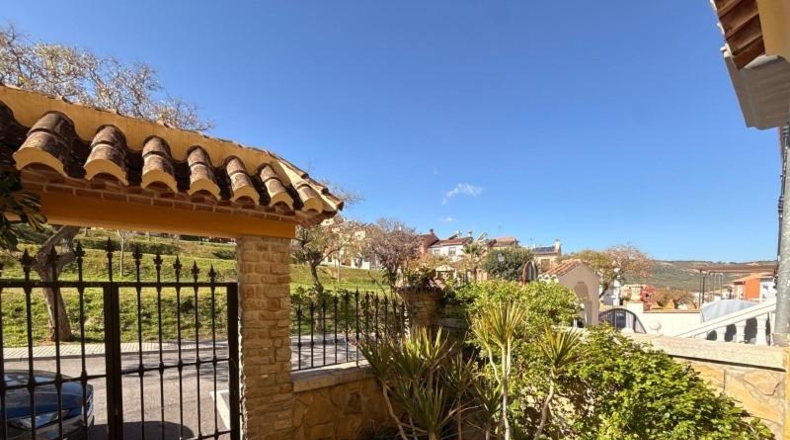 Малага - Antequera - 305m2