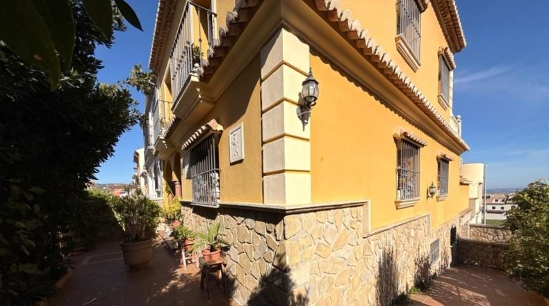 Малага - Antequera - 305m2