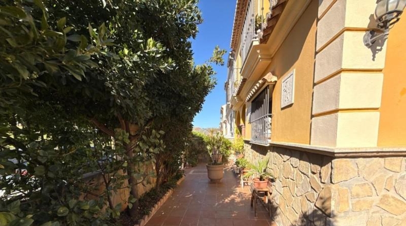 Малага - Antequera - 305m2