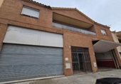 Chalet independiente con terreno en venta en la España, Reus, ref: TR409955 foto