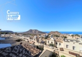Chalet independiente con terreno en venta en la España, Arona, ref: TR267710 foto