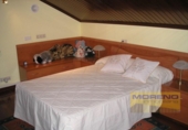 Chalet independiente con terreno en venta en la España, Castro de Rei, ref: TR406905 foto