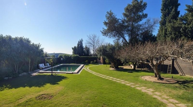 Sevilla - Palomares del Río - 1084m2