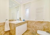 Chalet independiente con terreno en venta en la España, Villa de Otura, ref: TR412951 foto