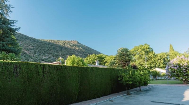 Córdoba - Лусена - 2000m2