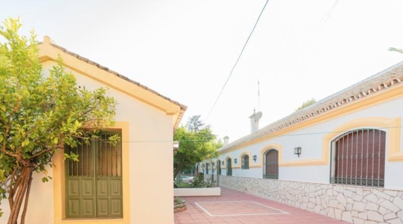 Córdoba - Лусена - 2000m2