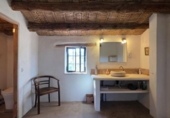 Chalet independiente con terreno en venta en la España, Tivissa, ref: TR412422 foto