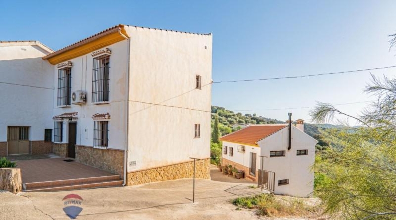 Málaga - Colmenar - 9248m2