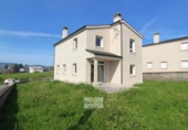 Chalet independiente con terreno en venta en la España, Lugo, ref: TR398022 foto