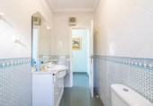Chalet independiente con terreno en venta en la España, Alberic, ref: TR387436 foto